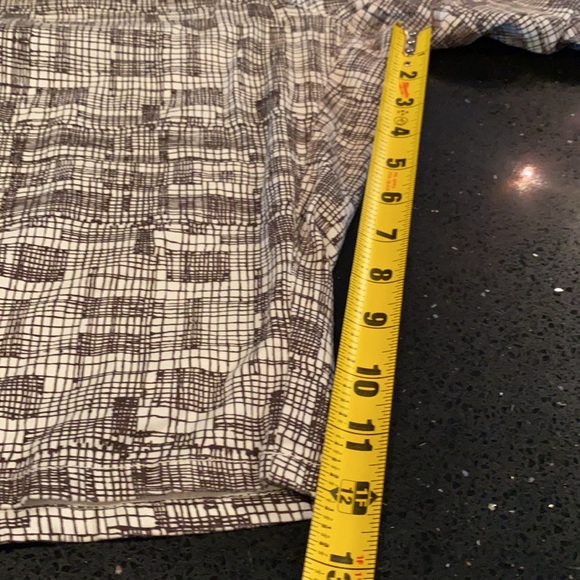 Volcom shorts - Picture 5 of 5